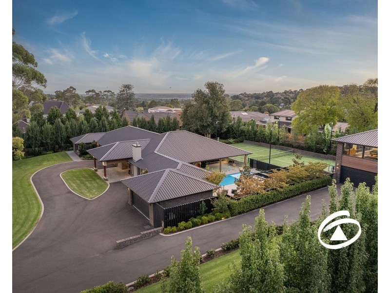 27 Beaumont Road, Berwick VIC 3806