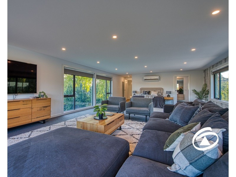 27 Beaumont Road, Berwick VIC 3806