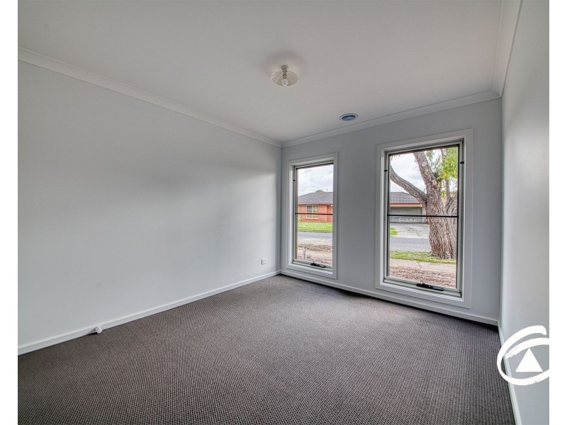 2A Kirra Court, Pakenham VIC 3810