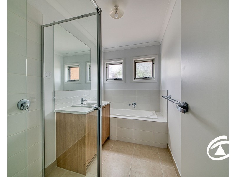 2A Kirra Court, Pakenham VIC 3810