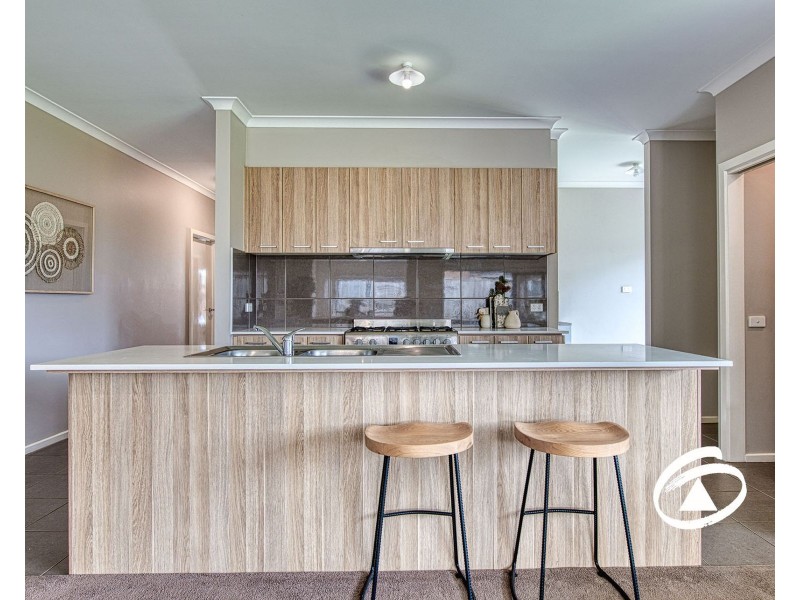 6 Camellia Drive, Bunyip VIC 3815