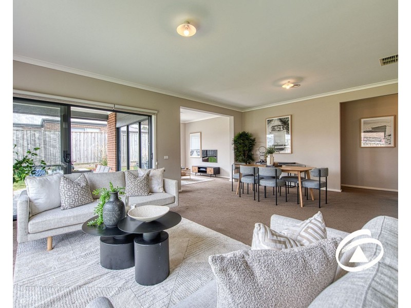 6 Camellia Drive, Bunyip VIC 3815