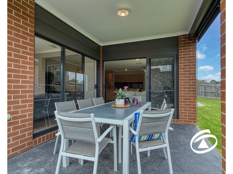 6 Camellia Drive, Bunyip VIC 3815