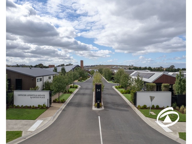 15/34 McMullen Road, Officer VIC 3809