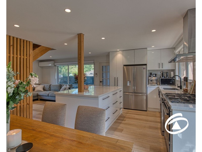 9 Fountain Drive, Narre Warren VIC 3805