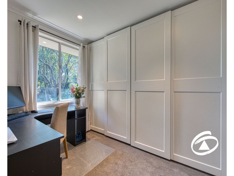 9 Fountain Drive, Narre Warren VIC 3805