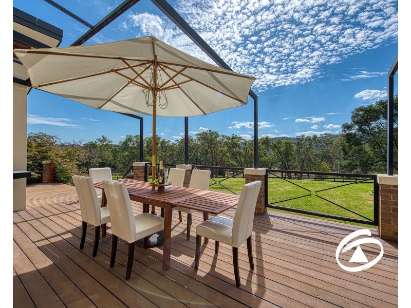 24 Larmour Road, Pakenham VIC 3810