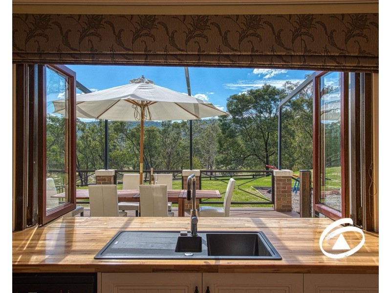 24 Larmour Road, Pakenham VIC 3810