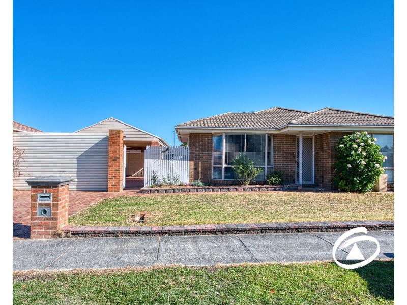 39 Simon Drive, Pakenham VIC 3810