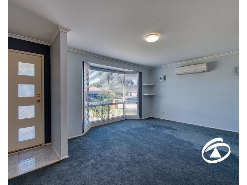 39 Simon Drive, Pakenham VIC 3810