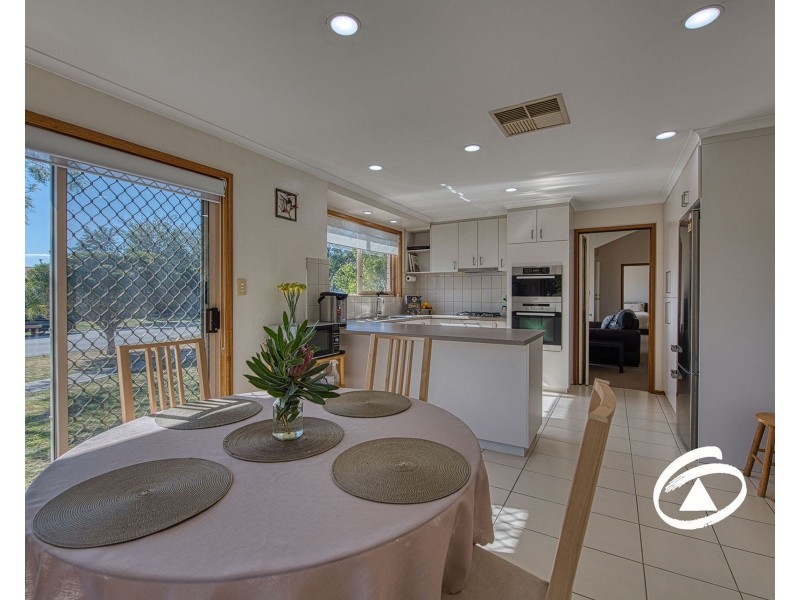 81 Nettle Drive, Hallam VIC 3803