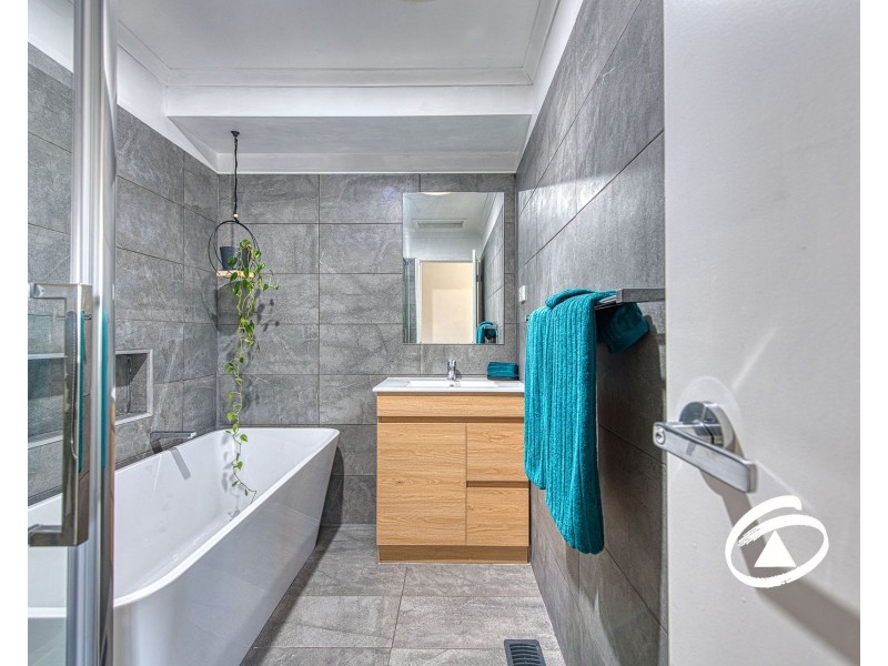 8 Dowd Court, Pakenham VIC 3810