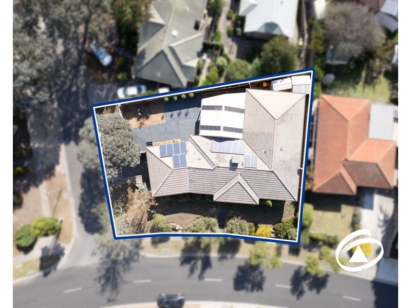 8 Dowd Court, Pakenham VIC 3810