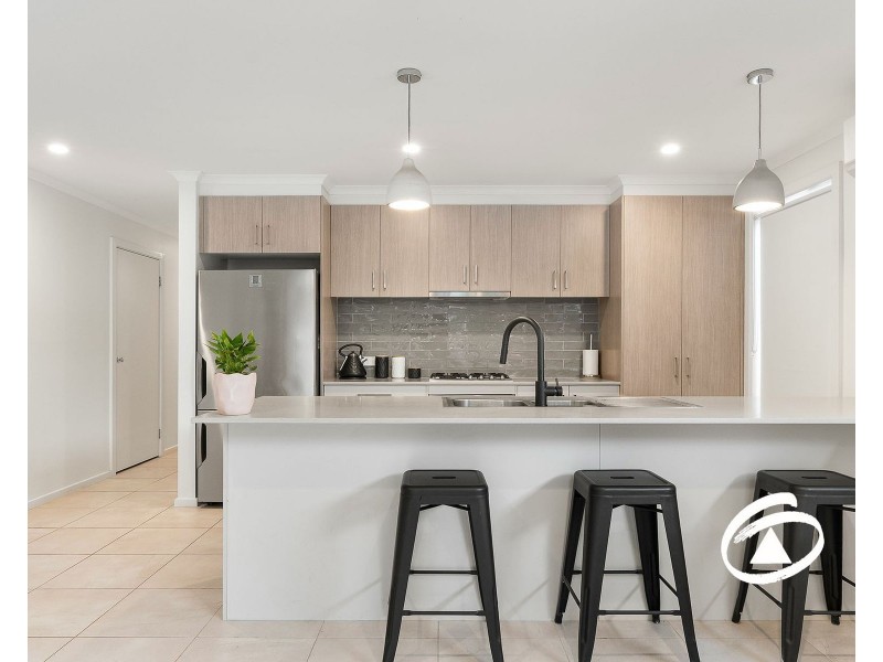 171 Blue Horizons Way, Pakenham VIC 3810