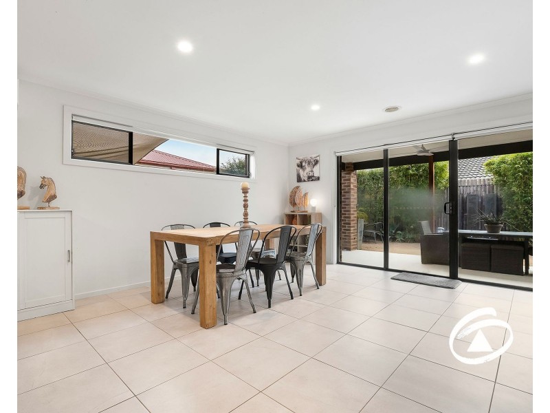 171 Blue Horizons Way, Pakenham VIC 3810