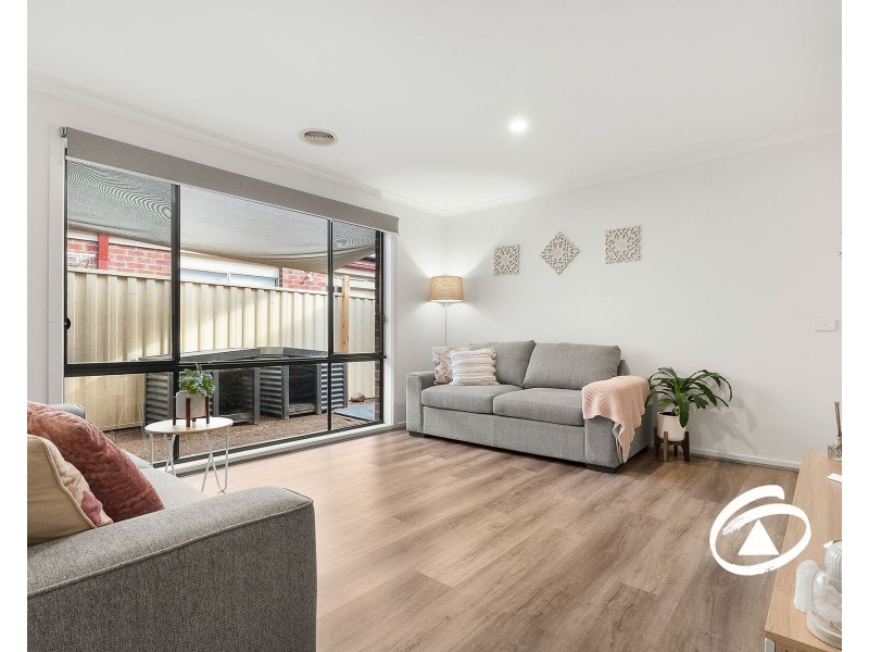 171 Blue Horizons Way, Pakenham VIC 3810
