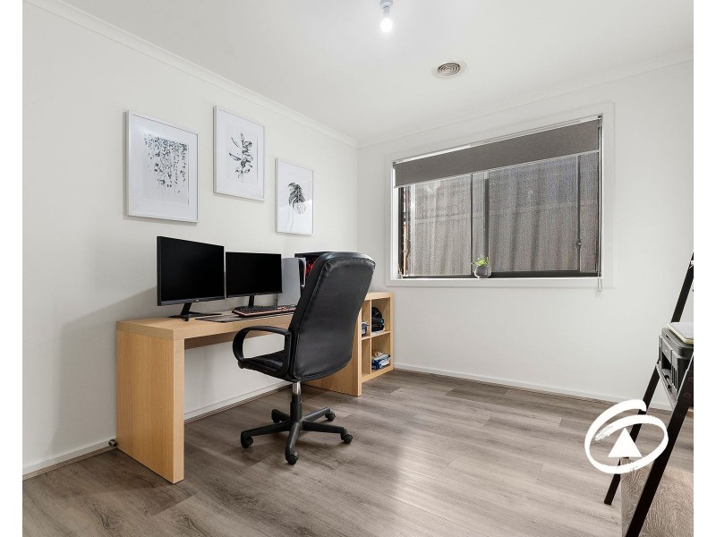 171 Blue Horizons Way, Pakenham VIC 3810