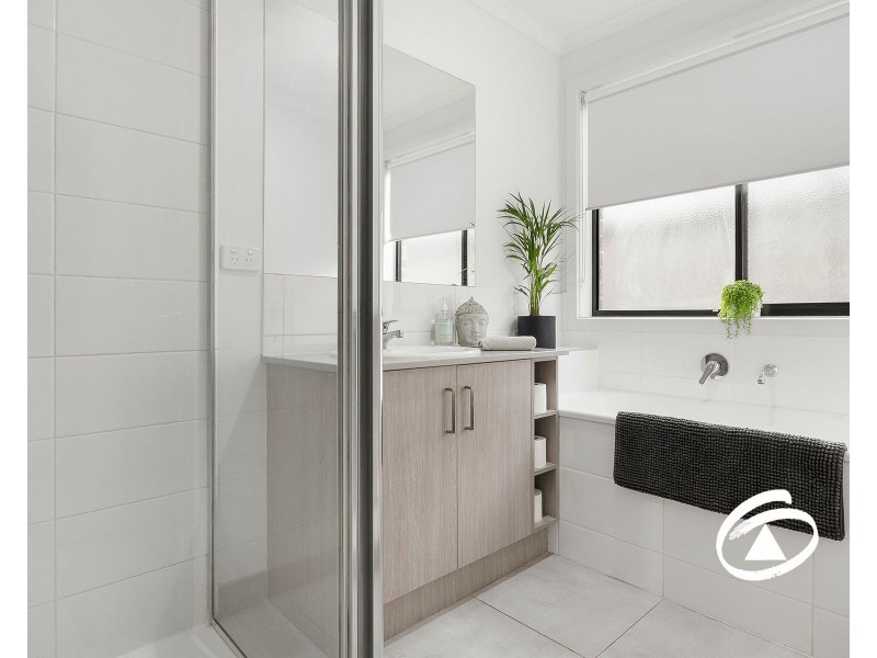 171 Blue Horizons Way, Pakenham VIC 3810