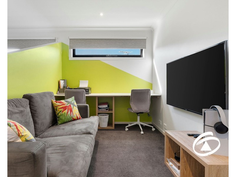 30 Rush Lily Drive, Officer VIC 3809