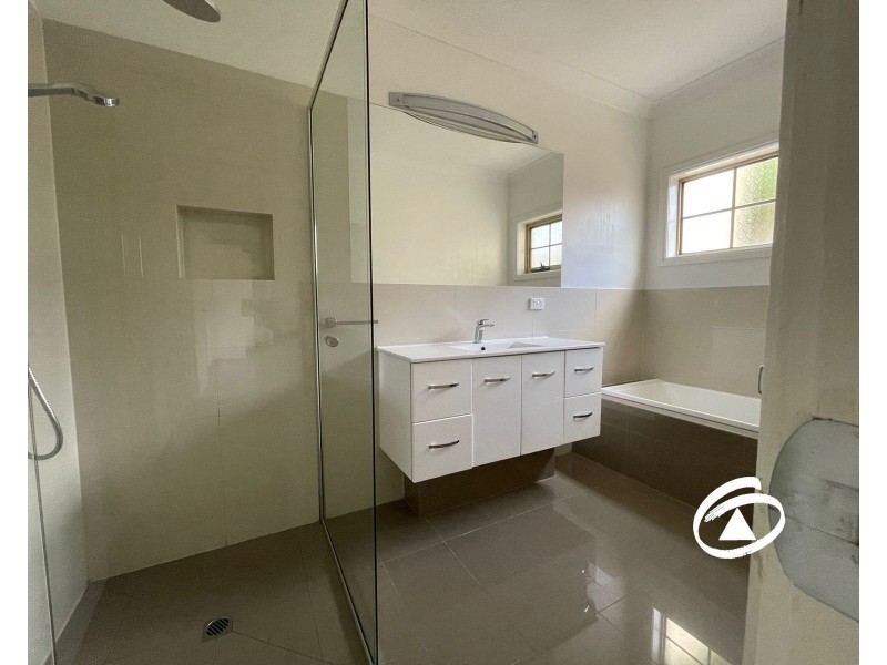 1/16 Paula Crescent, Doncaster East VIC 3109