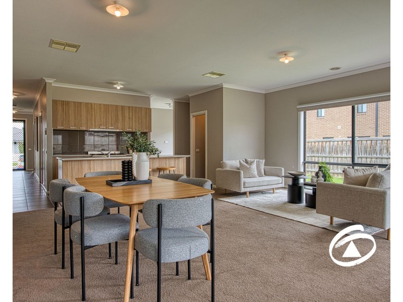 6 Camellia Drive, Bunyip VIC 3815