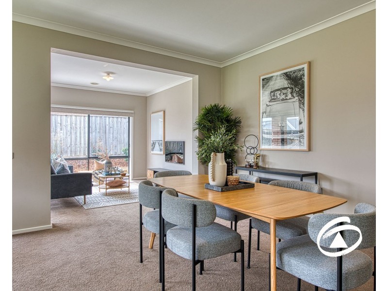 6 Camellia Drive, Bunyip VIC 3815