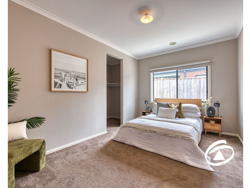 6 Camellia Drive, Bunyip VIC 3815