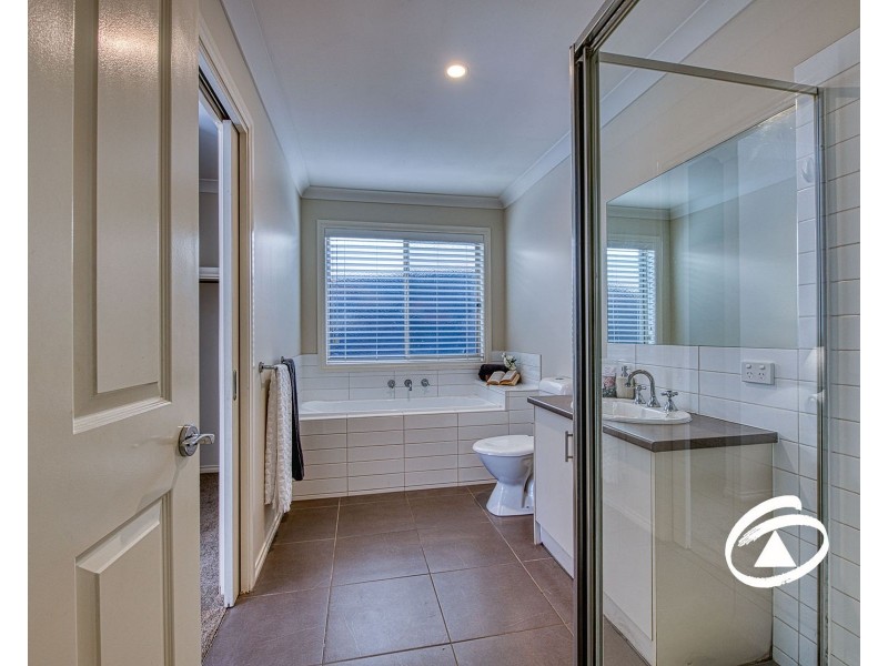 21A Snodgrass Street, Pakenham VIC 3810