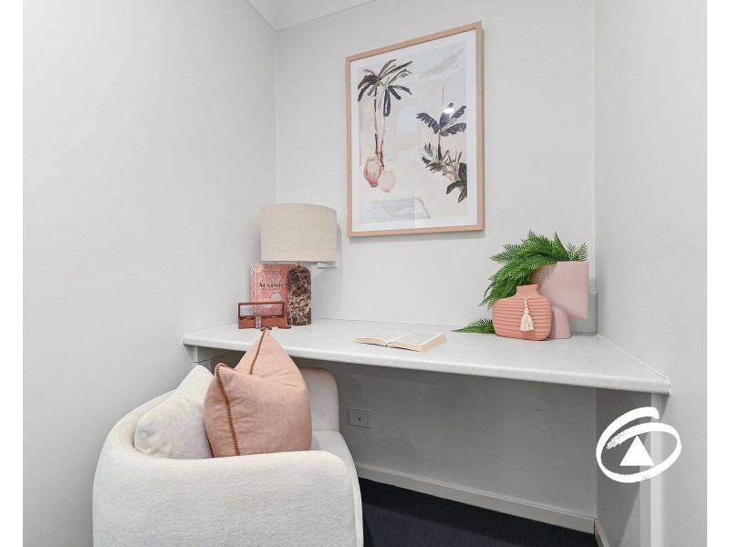 15 Carroll Walk, Pakenham VIC 3810