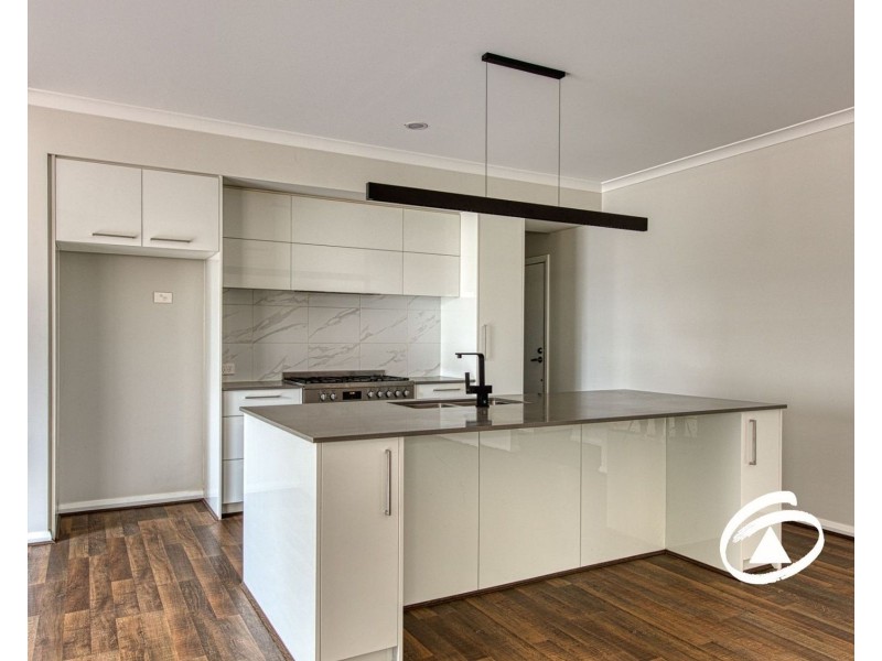 18 Kipling Drive, Officer VIC 3809