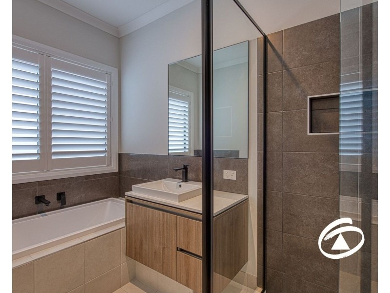 18 Kipling Drive, Officer VIC 3809