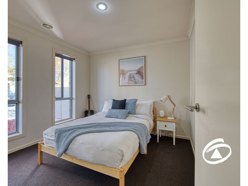 16/6-16 Diston Court, Pakenham VIC 3810