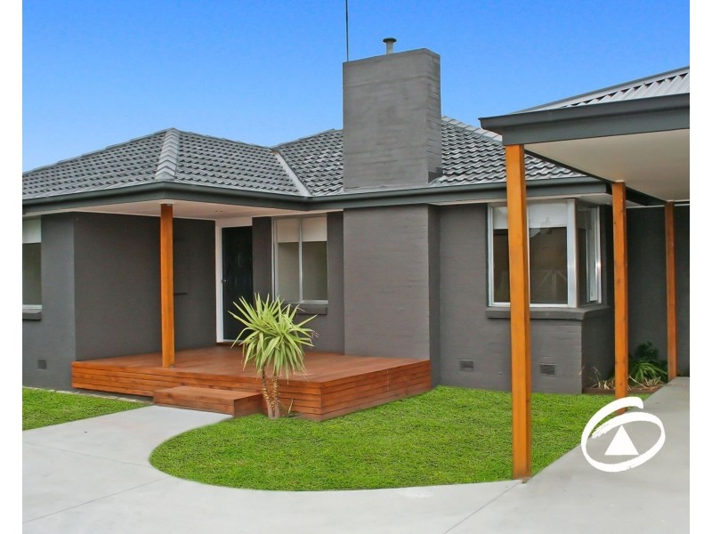 1 Wadsley Avenue, Pakenham VIC 3810