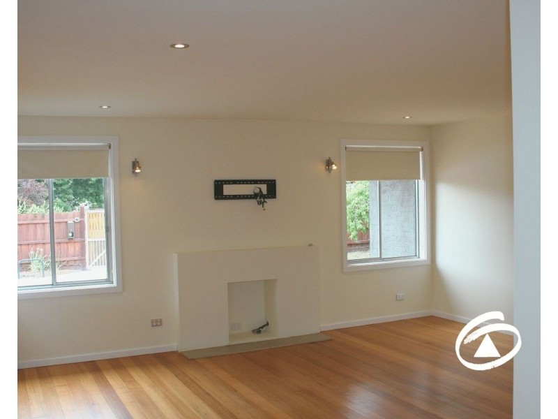 1 Wadsley Avenue, Pakenham VIC 3810