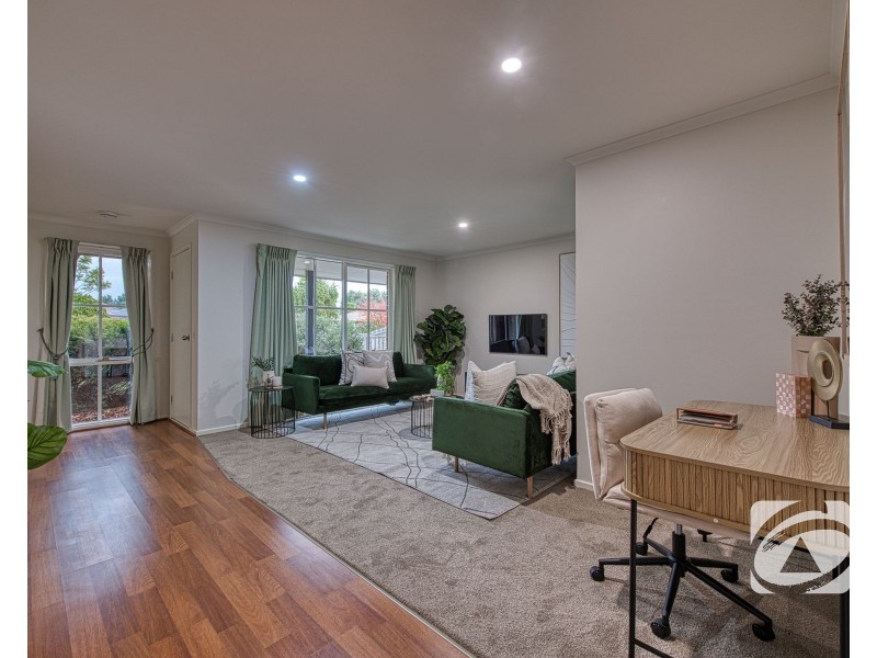 24 Marson Court, Pakenham VIC 3810