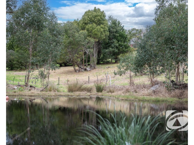 835 Gembrook Road, Pakenham Upper VIC 3810