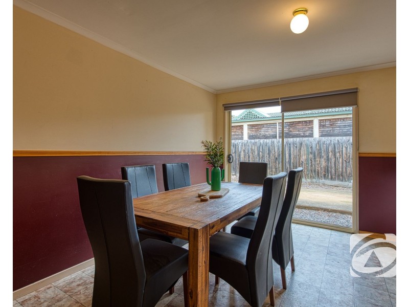 7 Conrad Court, Pakenham VIC 3810