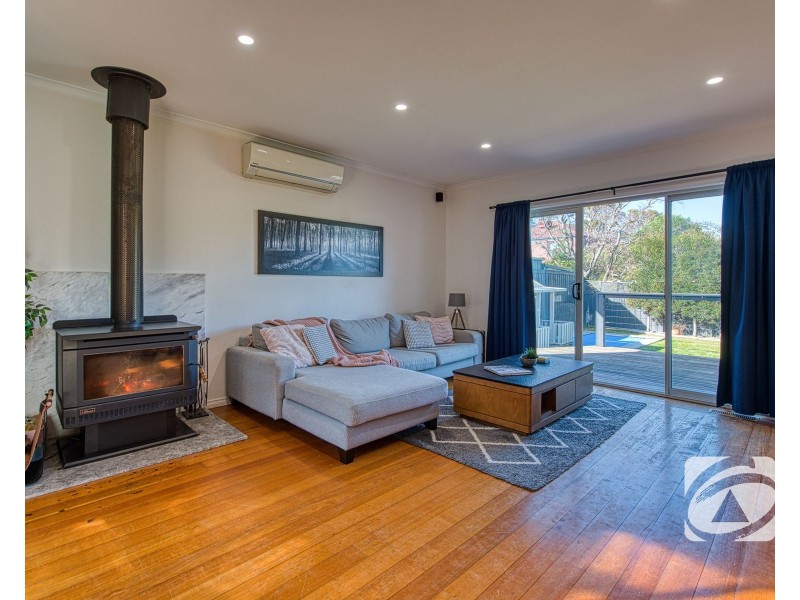 94 Eagle Drive, Pakenham VIC 3810