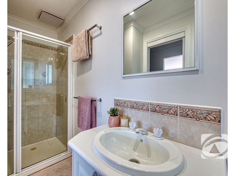 94 Eagle Drive, Pakenham VIC 3810