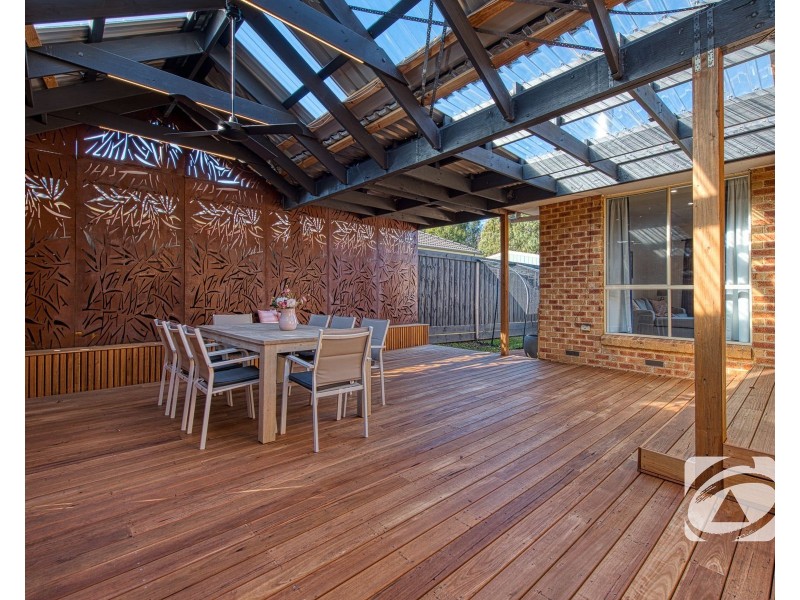 94 Eagle Drive, Pakenham VIC 3810