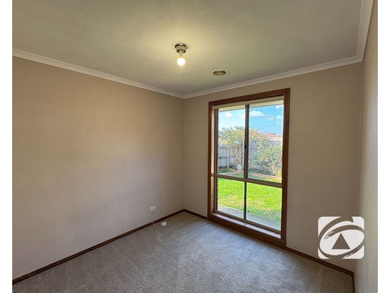 2 Stella Place, Pakenham VIC 3810