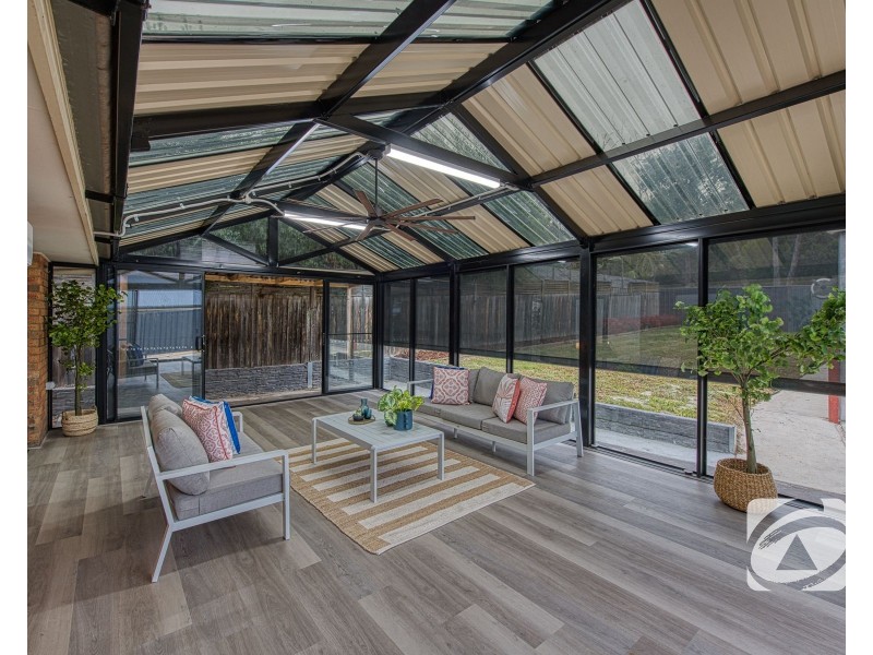 22 Donday Court, Pakenham VIC 3810