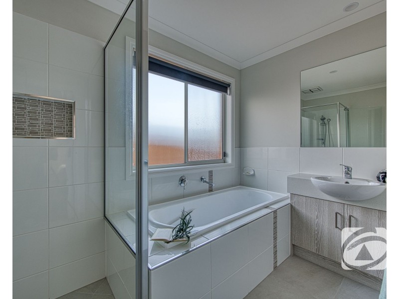 67 Willandra Circuit, Warragul VIC 3820