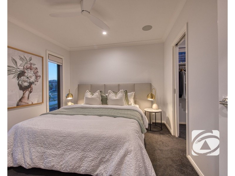 239 Pink Hill Boulevard, Officer VIC 3809