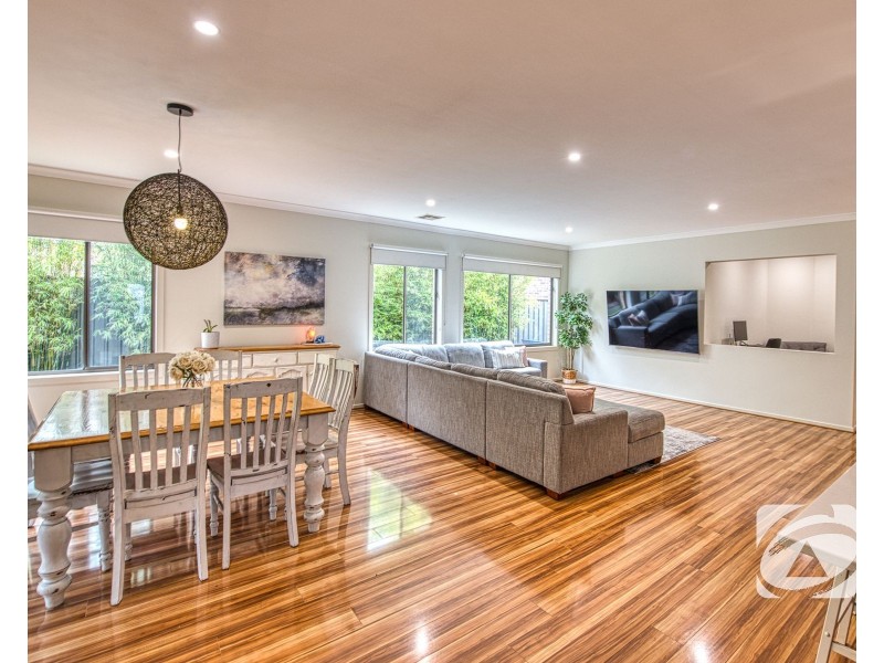 21 Illawarra Way, Pakenham VIC 3810