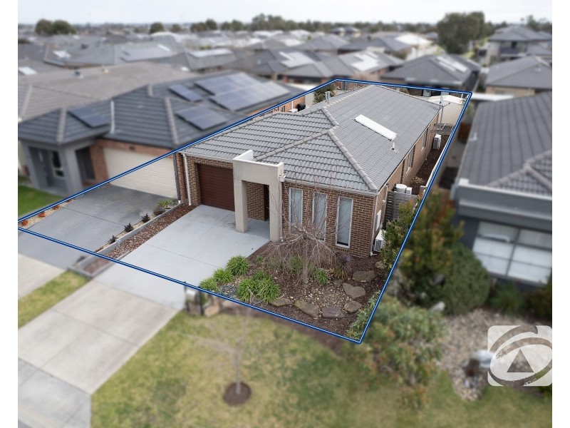 29 Warbler Street, Pakenham VIC 3810