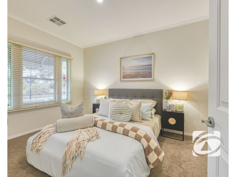 20 Laurina Link, Pakenham VIC 3810