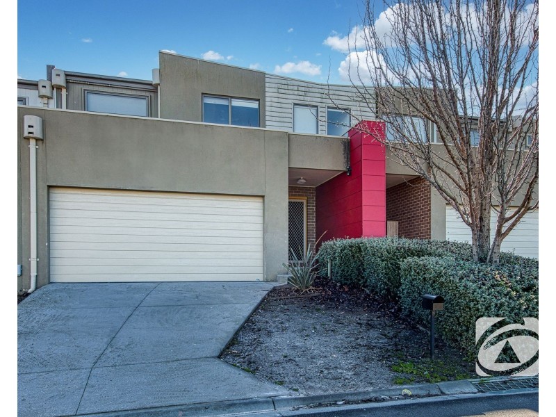 23/23 Atlantic Drive, Pakenham VIC 3810