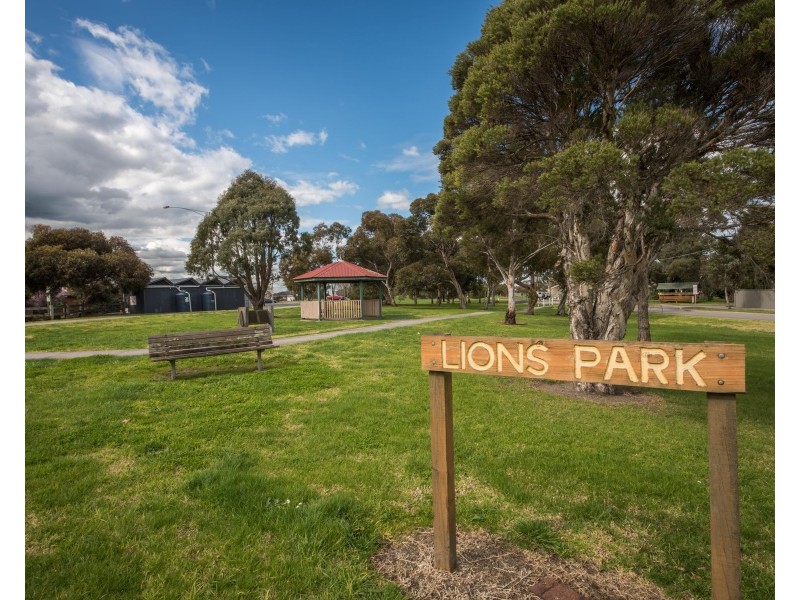 10 Habitat Way, Koo Wee Rup VIC 3981