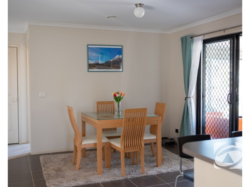 34 Parman Avenue, Pakenham VIC 3810